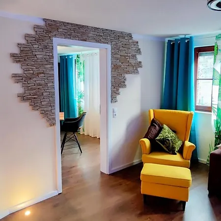 Direkt Am Rhein Mit Burgblick Nahe Rheinsteig Bis 8 Personen, 2 Baeder, 4 Zimmer, Kueche, Netflix *