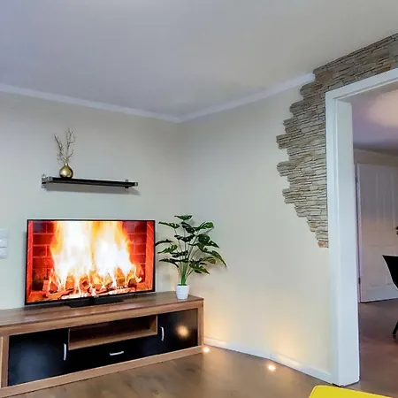 公寓 Direkt Am Rhein Mit Burgblick Nahe Rheinsteig Bis 8 Personen, 2 Baeder, 4 Zimmer, Kueche, Netflix 考布