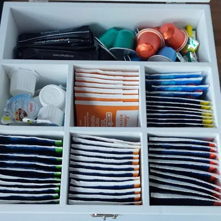 Direkt Am Rhein Mit Burgblick Nahe Rheinsteig Bis 8 Personen, 2 Baeder, 4 Zimmer, Kueche, Netflix 考布